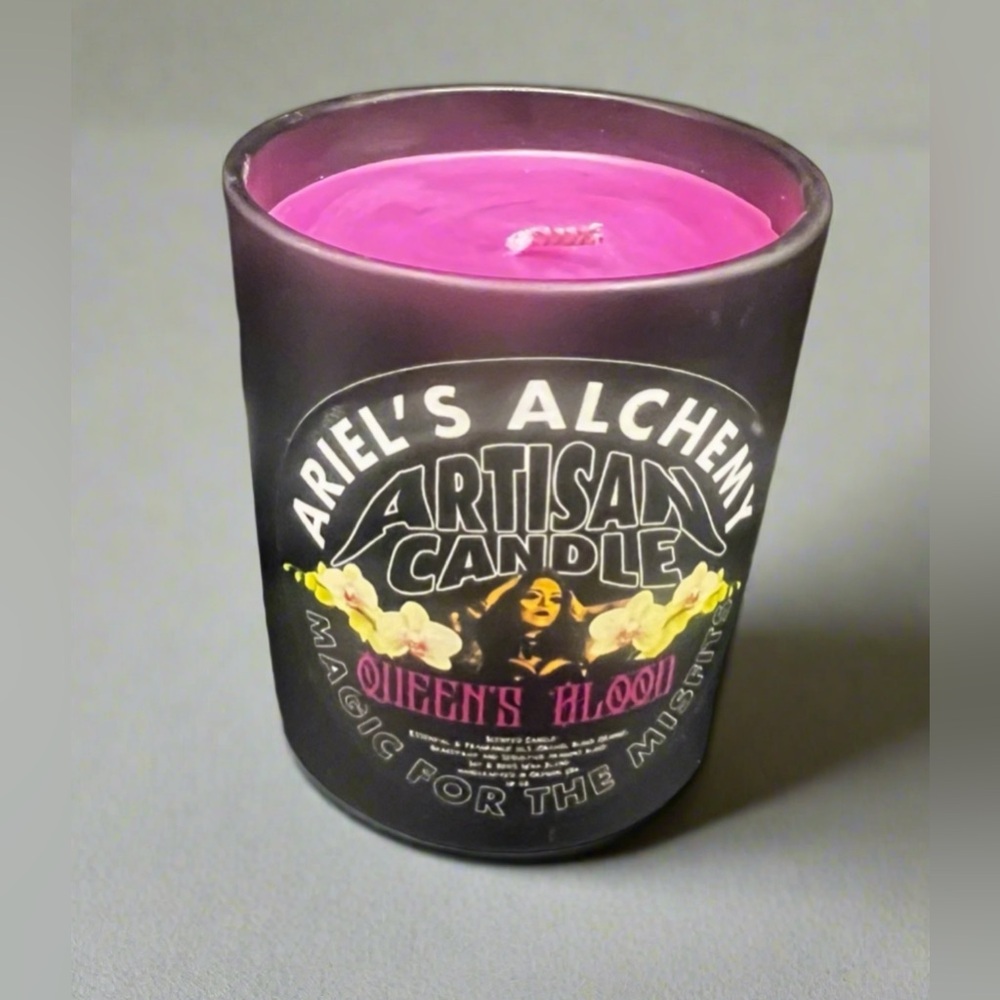 Ariel’s Alchemy- Queens Blood 10oz candle